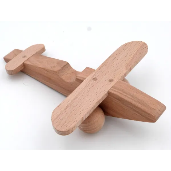 Avion en bois brut