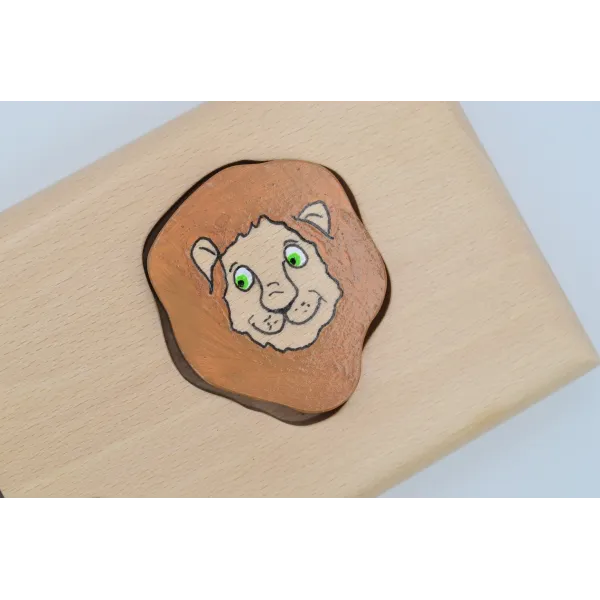Prénom puzzle lion