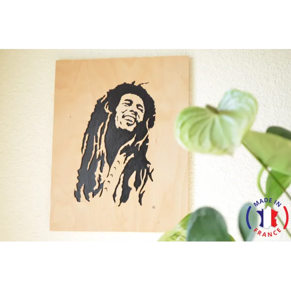 Tableau Bob Marley chantourné.