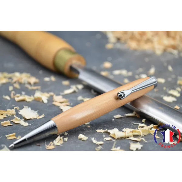 Stylo bille en genévrier cade