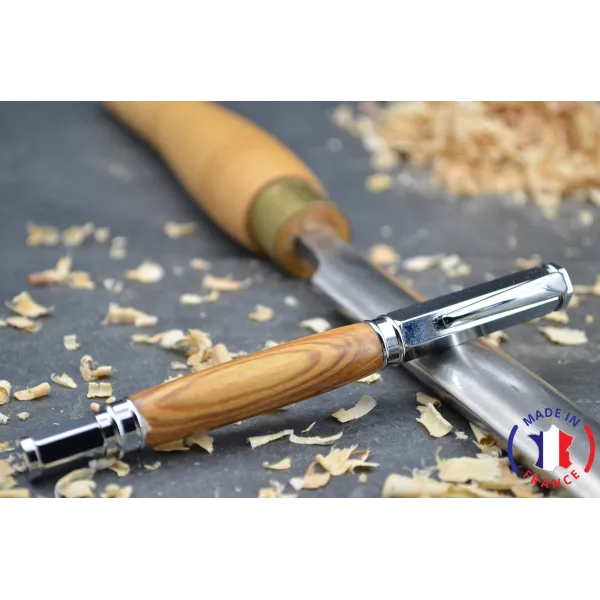 Fountain pen made of olive wood