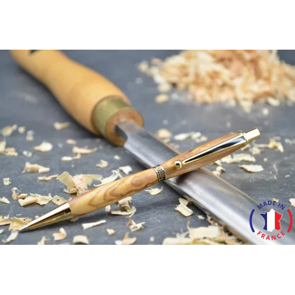 Olivier's wooden pencil holder pen