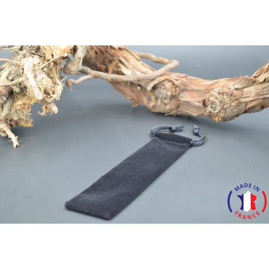 Etui velours pour stylo.