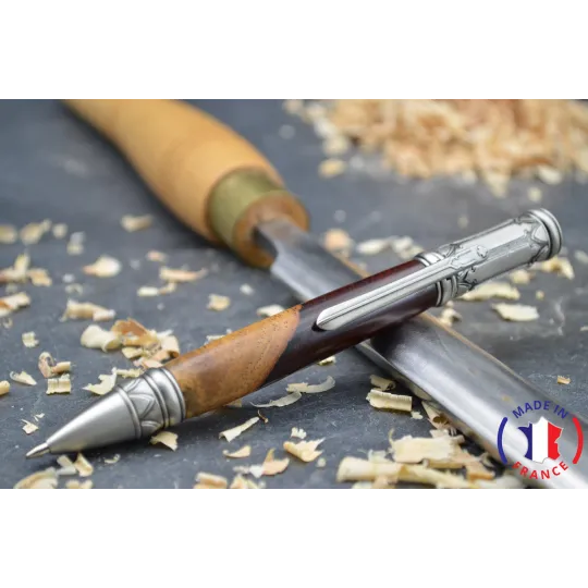 Ballpoint pen made of cocobolo wood.
