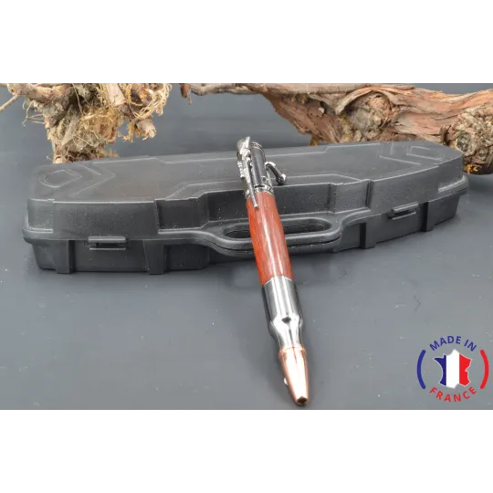 Wooden pen The hunter in Padouk.