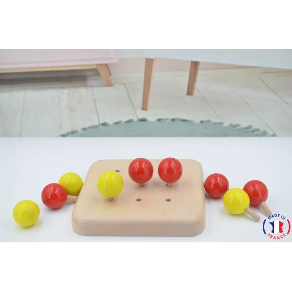wooden toy - morpion