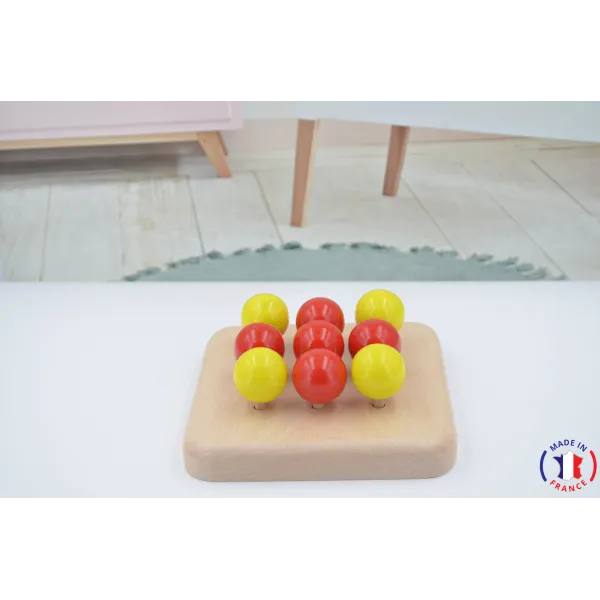 wooden toy - morpion