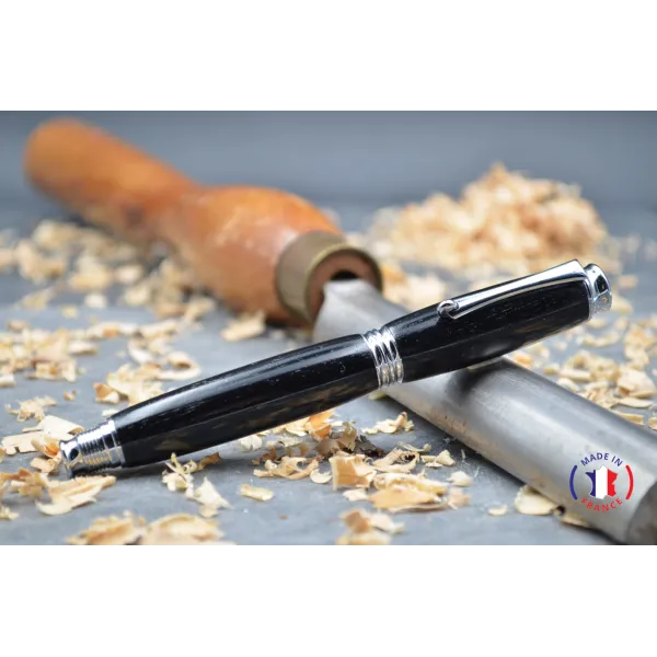 Fountain pen in ebony wood
